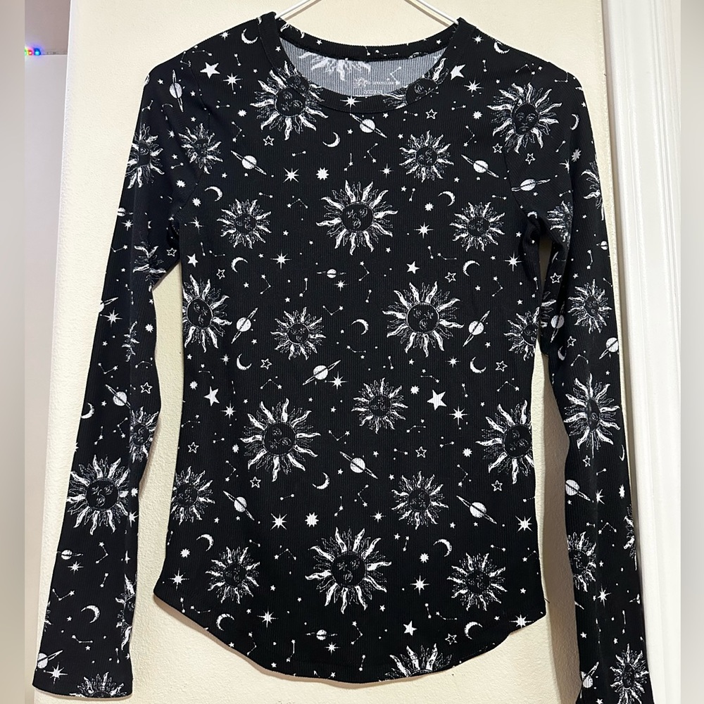 Walmart sun/moon long sleeve